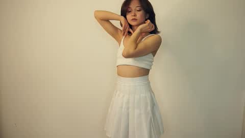 Yui online show from 02-15-25, 10:33