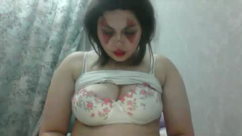 cow_on_cam online show from 10-21-25, 05:13