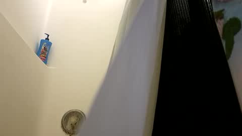 Snapshot of cowboikilla chatting on 09-13-25, 05:35 cowboikilla online show from 09-13-25, 05:35