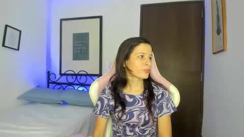 Marce  Online 1pm - 7pm gmt-5 online show from 03-10-25, 07:18