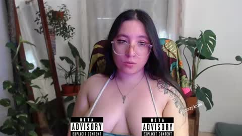 Snapshot of cozykink chatting on 10-24-25, 07:10 The Cozy Goddess Goddess M online show from 10-24-25, 07:10