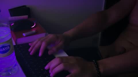 cr9222 online show from 04-27-26, 05:27