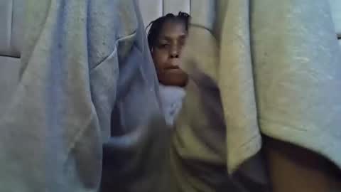 Snapshot of crammy_freaky chatting on 04-12-26, 04:45 crammy_freaky online show from 04-12-26, 04:45