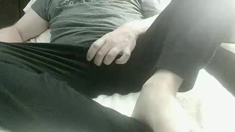 Snapshot of cranberry381 chatting on 02-06-26, 12:19 cranberry381 online show from 02-06-26, 12:19