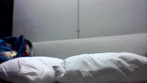 Snapshot of craveitoften chatting on 10-23-25, 01:38 craveitoften online show from 10-23-25, 01:38