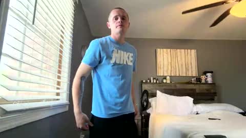 cravevalentino online show from 05-31-26, 06:09