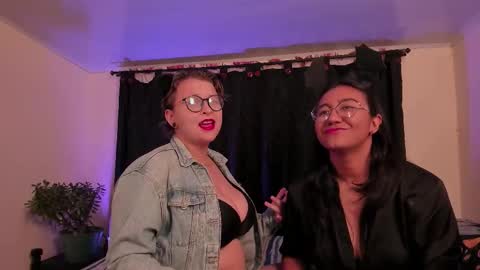 Snapshot of crazy_cakes_ chatting on 11-11-25, 11:16 Lexie Rose online show from 11-11-25, 11:16