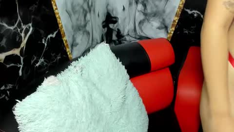 Snapshot of crazy_sexvip chatting on 01-23-25, 06:06 - Girl ZOE and Boy Cain online show from 01-23-25, 06:06