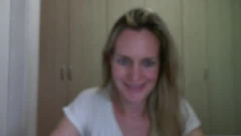 Anny online show from 12-10-24, 10:37