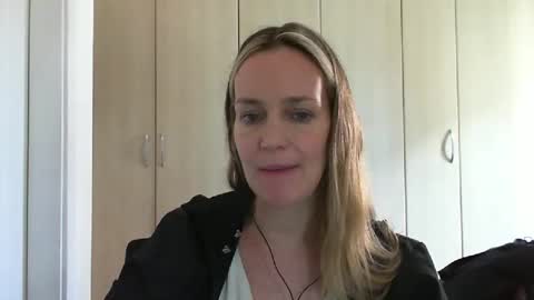 Anny online show from 12-12-24, 11:07
