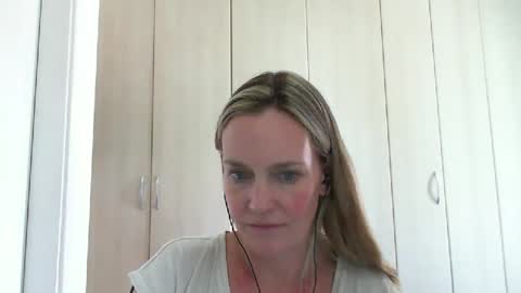 Anny online show from 12-12-24, 03:48