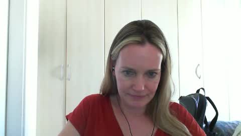 Anny online show from 12-18-24, 06:25