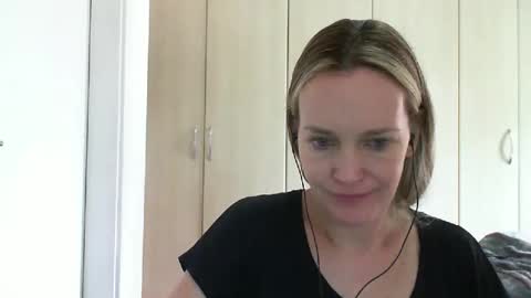 Anny online show from 12-23-24, 11:57