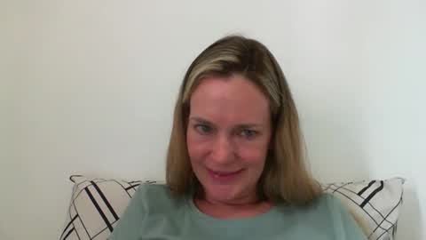 Anny online show from 12-29-24, 06:05