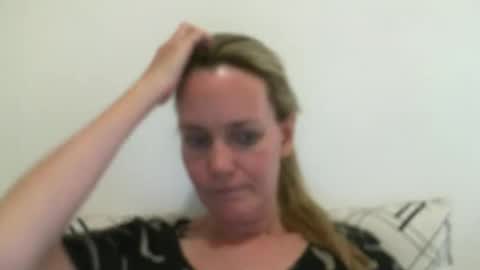 Anny online show from 12-31-24, 12:32