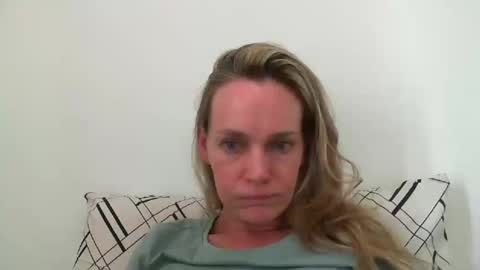 Anny online show from 01-03-25, 05:10