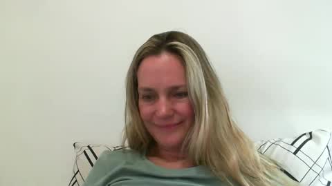 Anny online show from 01-03-25, 08:54