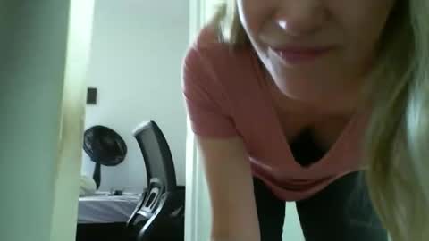 Anny online show from 01-23-25, 02:07