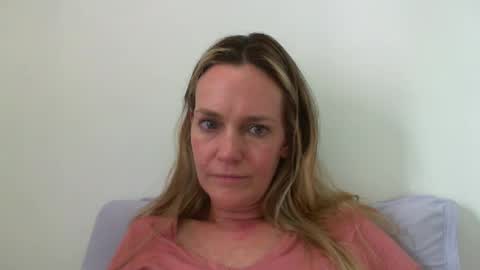 Anny online show from 01-24-25, 05:32