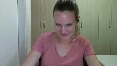 Anny online show from 03-11-25, 09:15