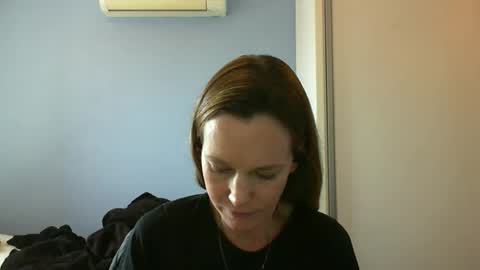 Anny online show from 09-08-25, 03:55