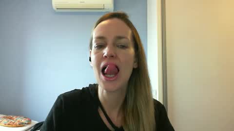 Anny online show from 09-16-25, 11:00