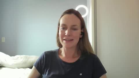 Anny online show from 11-24-25, 04:07