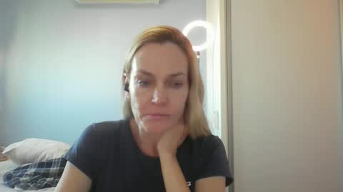 Anny online show from 05-07-26, 10:42