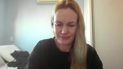 Anny online show from 06-08-26, 10:48