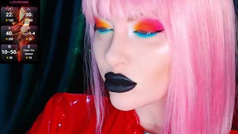 Snapshot of crazypinkyball chatting on 02-04-25, 12:44 Roxy online show from 02-04-25, 12:44