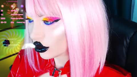 Snapshot of crazypinkyball chatting on 09-16-25, 03:35 Roxy online show from 09-16-25, 03:35