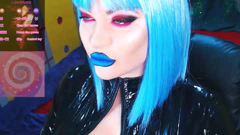 Roxy online show from 12-19-25, 02:57