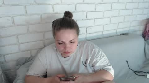 Crazyy Girl  online show from 05-03-26, 02:45