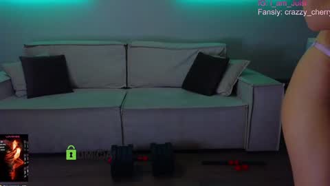 crazzy cherry online show from 09-25-25, 01:37