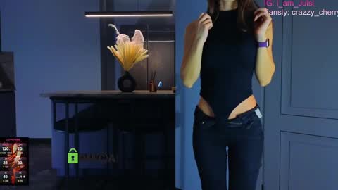 crazzy cherry online show from 10-12-25, 01:43