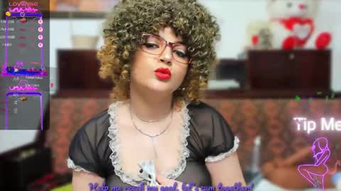 Snapshot of crazzy_pussy chatting on 04-25-26, 04:26 Ana online show from 04-25-26, 04:26