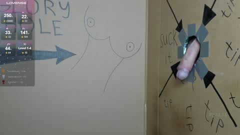 Snapshot of cream_and_bdsm chatting on 12-27-24, 12:23 Anna online show from 12-27-24, 12:23