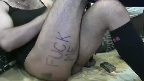 Snapshot of cream_team69 chatting on 02-05-26, 01:43 Cream team69 online show from 02-05-26, 01:43