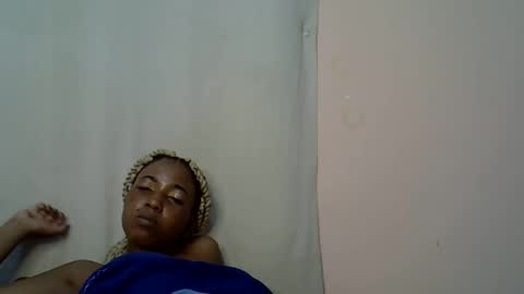Creamy online show from 09-11-25, 07:14