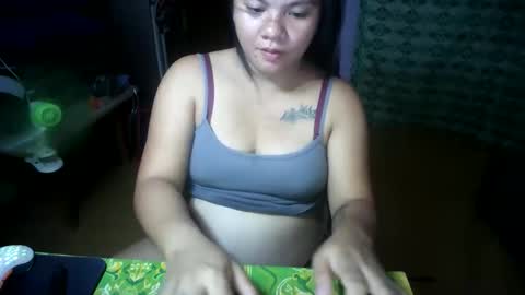 Snapshot of creamy_cunt4uxx chatting on 03-21-26, 07:13 my pussy always wet online show from 03-21-26, 07:13