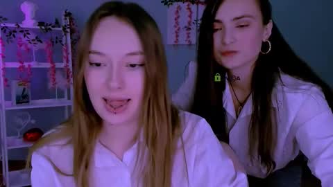 Snapshot of creamy_eva_ chatting on 03-27-26, 05:56 evaaaaaa 3 online show from 03-27-26, 05:56