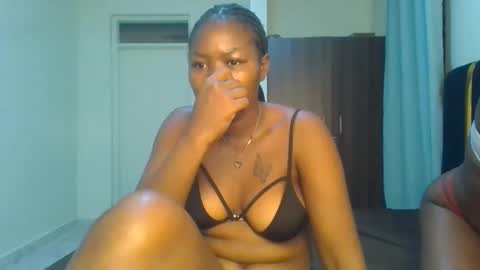creamy_pie1 online show from 05-07-26, 12:05