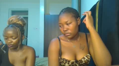 creamy_pie1 online show from 05-07-26, 10:04