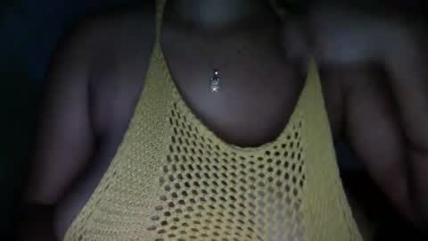 Snapshot of creamycocobabe chatting on 12-16-25, 08:36 CreamyCocoBabe online show from 12-16-25, 08:36