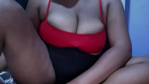 Snapshot of creamycocobabe chatting on 05-17-26, 06:37 CreamyCocoBabe online show from 05-17-26, 06:37