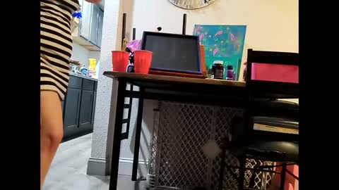 Snapshot of creamydilf11 chatting on 10-22-25, 04:24 creamydilf11 online show from 10-22-25, 04:24