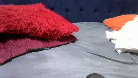 Snapshot of creamymomma chatting on 12-05-25, 09:18 verah online show from 12-05-25, 09:18