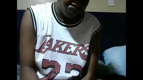 Snapshot of creamymomma chatting on 03-03-26, 01:34 verah online show from 03-03-26, 01:34