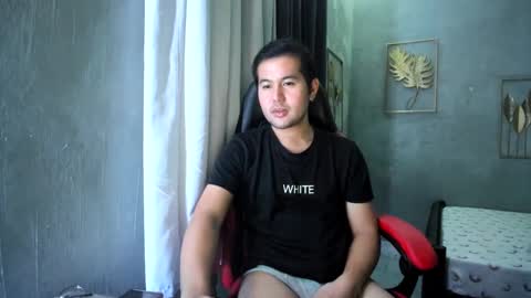Snapshot of creamynow chatting on 01-06-25, 02:25 BareCreamyCum online show from 01-06-25, 02:25