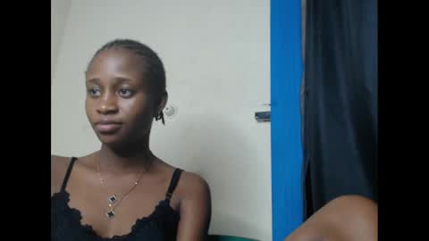 creamyxmuffin online show from 03-01-25, 09:59